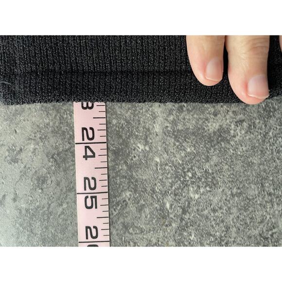 VTG. Toula Cardigan Sweater Womens Size 8 Artsy Ribbon Embroidery Old Money USA - Picture 8 of 9